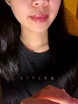 Snapshot of minmin2kk5 chatting on November 9, 2025, 4:22 pm minmin2kk5 online show from November 9, 2025, 4:22 pm