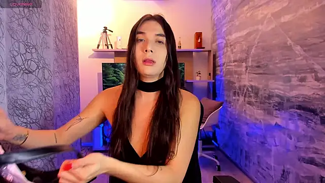 Snapshot of saracaball_ chatting on February 12, 2026, 10:31 pm saracaball online show from February 12, 2026, 10:31 pm