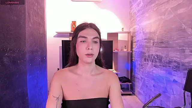 Snapshot of saracaball_ chatting on December 17, 2025, 6:51 am saracaball online show from December 17, 2025, 6:51 am