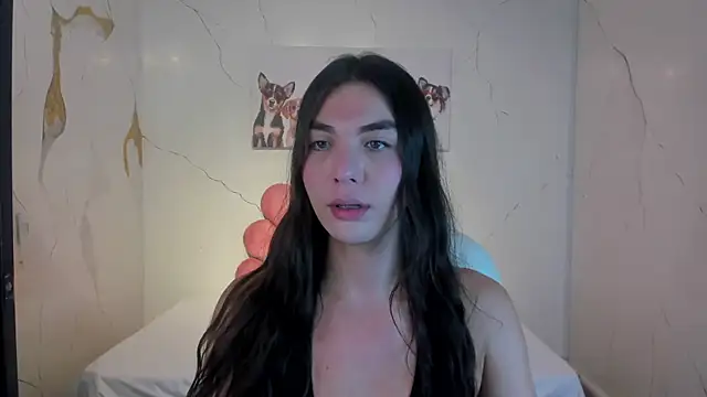 Snapshot of saracaball_ chatting on December 21, 2025, 8:53 pm saracaball online show from December 21, 2025, 8:53 pm