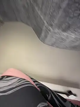 saracaball  online show from March 21, 2026, 4:14 am