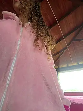 Snapshot of Rati_Curly chatting on May 22, 2026, 4:05 pm Rati Curly online show from May 22, 2026, 4:05 pm