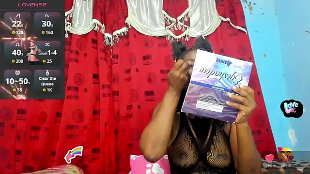 Sandyhamilttoon online show from November 1, 2025, 1:12 am