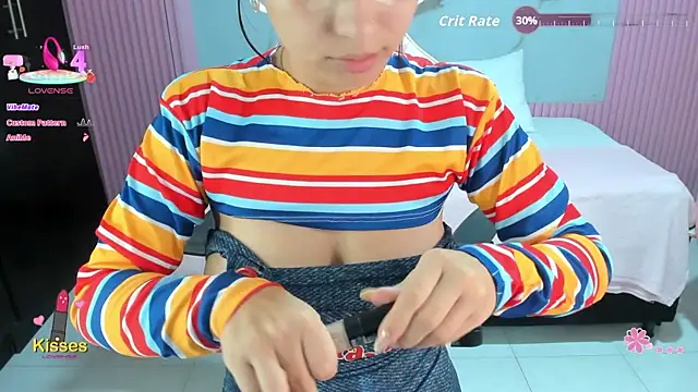 Snapshot of Yuli_16 chatting on June 3, 2026, 2:44 pm Yuli 16 online show from June 3, 2026, 2:44 pm
