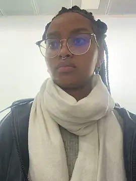 gretell evans online show from April 17, 2026, 6:55 pm