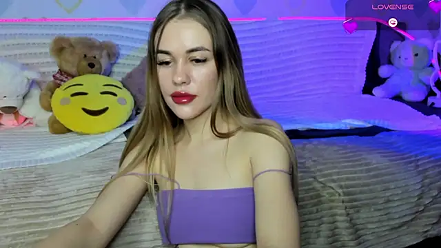 Snapshot of EliLynch chatting on February 26, 2025, 8:47 pm EliLynch online show from February 26, 2025, 8:47 pm