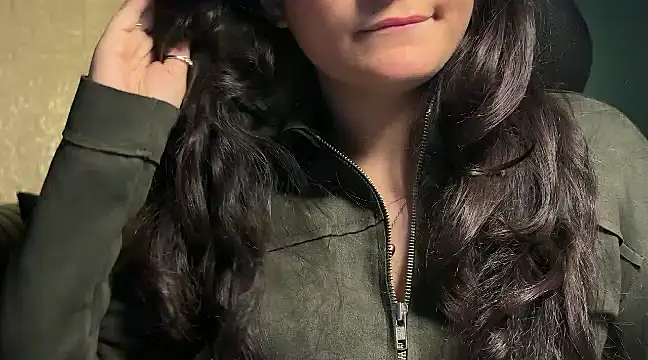 demieliss online show from December 14, 2024, 7:57 pm