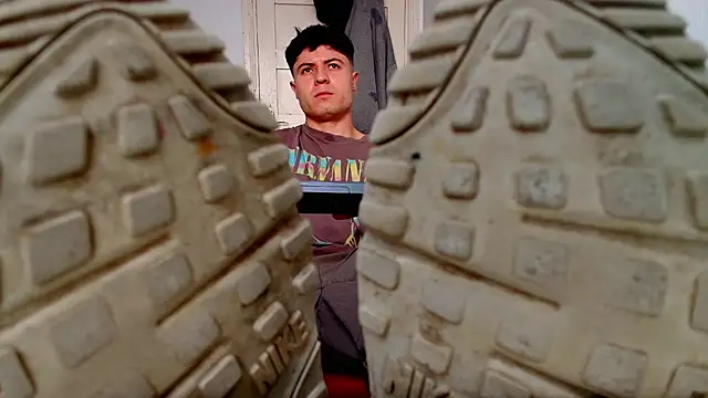 juandking online show from November 18, 2025, 10:51 am