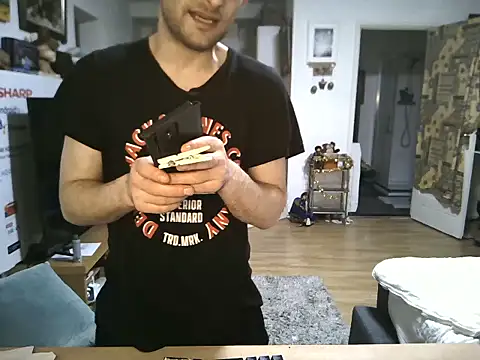 Snapshot of mihaimichael chatting on November 28, 2025, 2:34 am mihaimichael online show from November 28, 2025, 2:34 am