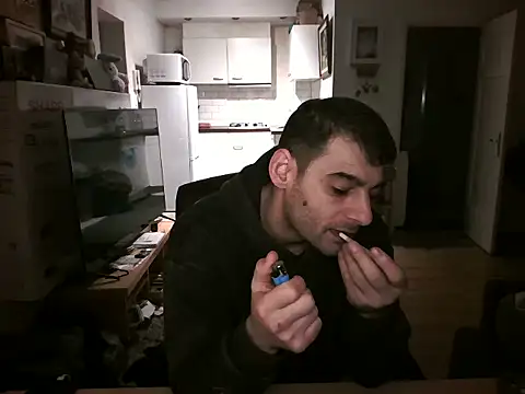 Snapshot of mihaimichael chatting on November 13, 2025, 6:06 am mihaimichael online show from November 13, 2025, 6:06 am