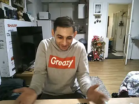 Snapshot of mihaimichael chatting on November 12, 2025, 12:15 am mihaimichael online show from November 12, 2025, 12:15 am