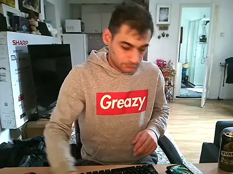 Snapshot of mihaimichael chatting on November 11, 2025, 12:11 pm mihaimichael online show from November 11, 2025, 12:11 pm