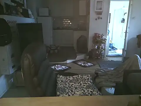 Snapshot of mihaimichael chatting on November 3, 2025, 10:52 am mihaimichael online show from November 3, 2025, 10:52 am