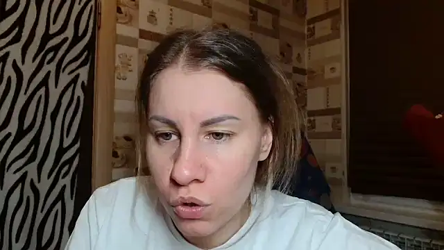 TherestlessKitty online show from February 17, 2026, 10:18 pm