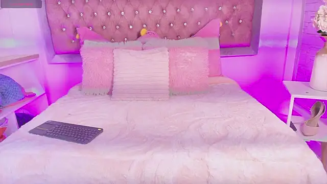 Tayzon Foxxx online show from March 3, 2026, 1:29 pm