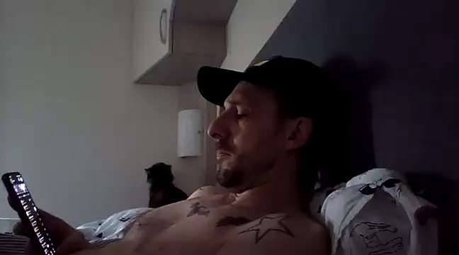 Snapshot of HungKing88 chatting on January 29, 2025, 9:23 am HungKing88 online show from January 29, 2025, 9:23 am