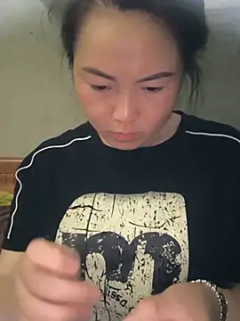 Snapshot of Sweetlove_77 chatting on October 30, 2025, 2:04 pm Sweetlove 77 online show from October 30, 2025, 2:04 pm