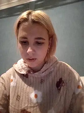 Gussie Bridie online show from February 17, 2025, 2:28 pm