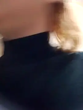 Snapshot of Gussie_Bridie chatting on December 18, 2025, 6:18 am Gussie Bridie online show from December 18, 2025, 6:18 am