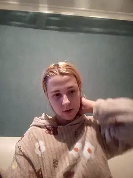 Gussie Bridie online show from February 19, 2025, 2:33 pm