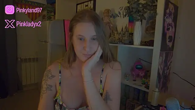 Snapshot of Pinkyladyxxx chatting on February 7, 2026, 3:03 am Pinkyladyxxx online show from February 7, 2026, 3:03 am