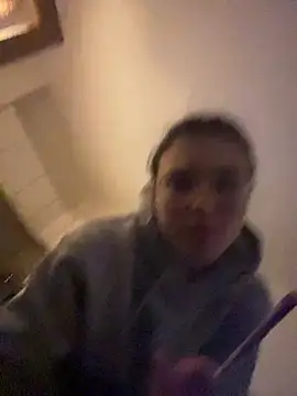 leo 420babe online show from December 14, 2024, 7:03 pm