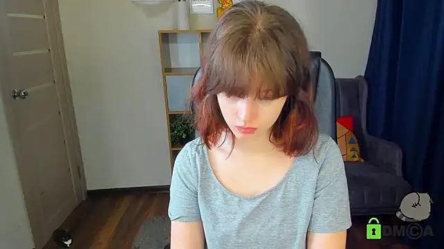 Snapshot of Alina_Mills chatting on November 11, 2025, 8:42 am Alina Mills online show from November 11, 2025, 8:42 am