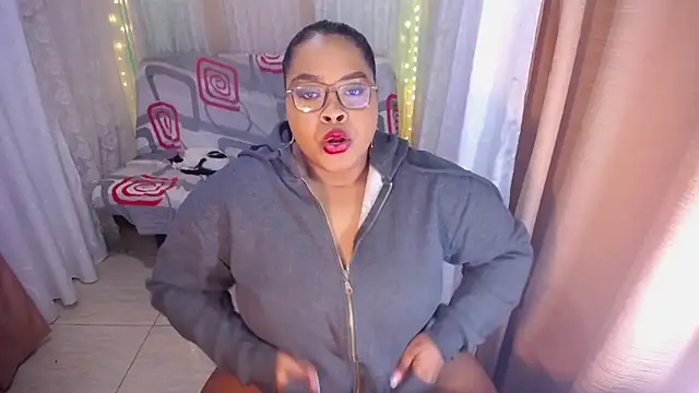Snapshot of Ana_off_alana chatting on February 12, 2025, 1:09 am Ana off alana online show from February 12, 2025, 1:09 am