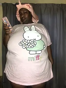 bustytitsxxx online show from June 20, 2026, 3:17 pm