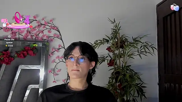 Black Rose2 online show from September 26, 2025, 12:12 pm