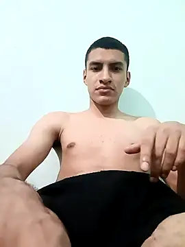 Snapshot of Rogersmit2 chatting on January 14, 2026, 3:21 am Rogersmit2 online show from January 14, 2026, 3:21 am