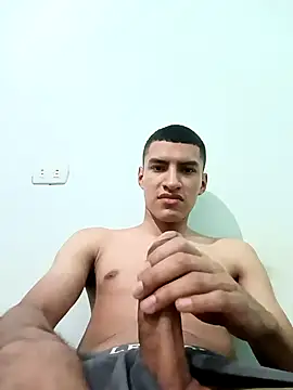 Snapshot of Rogersmit2 chatting on October 5, 2025, 6:53 pm Rogersmit2 online show from October 5, 2025, 6:53 pm