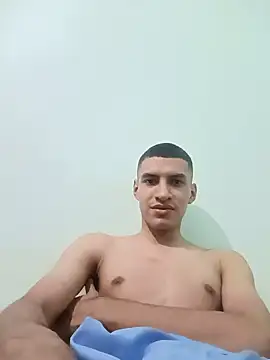 Snapshot of Rogersmit2 chatting on July 17, 2026, 6:16 pm Rogersmit2 online show from July 17, 2026, 6:16 pm