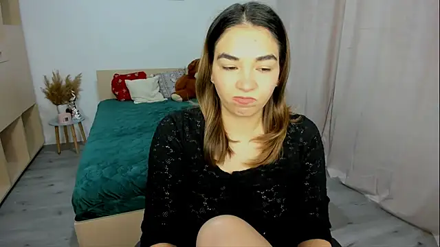 Snapshot of Alexa_Dolly12 chatting on December 5, 2025, 6:34 am Alexa Dolly12 online show from December 5, 2025, 6:34 am