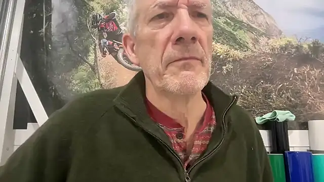 Snapshot of tauromolo chatting on January 11, 2026, 12:39 am tauromolo online show from January 11, 2026, 12:39 am