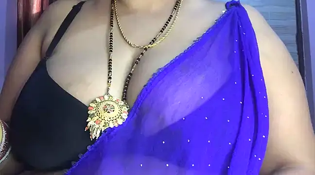 Snapshot of Desi_bhabhiii chatting on January 25, 2025, 9:04 am Desi bhabhiii online show from January 25, 2025, 9:04 am