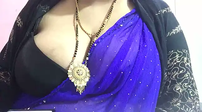 Snapshot of Desi_bhabhiii chatting on January 4, 2025, 8:49 am Desi bhabhiii online show from January 4, 2025, 8:49 am