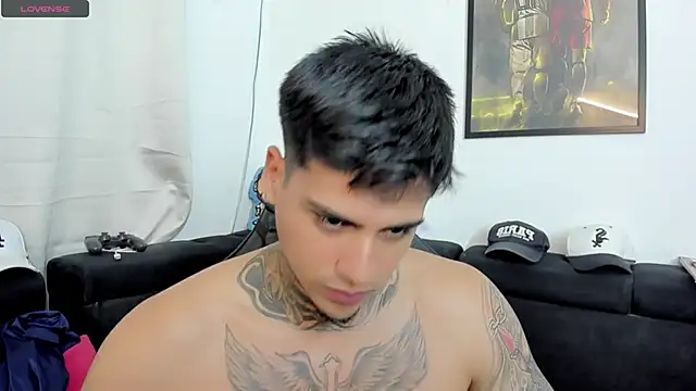 Snapshot of mad_maxxx2 chatting on February 24, 2026, 10:54 pm mad maxxx2 online show from February 24, 2026, 10:54 pm