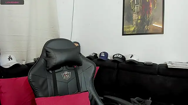 Snapshot of mad_maxxx2 chatting on February 21, 2026, 11:56 am mad maxxx2 online show from February 21, 2026, 11:56 am