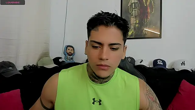 Snapshot of mad_maxxx2 chatting on February 14, 2026, 12:16 pm mad maxxx2 online show from February 14, 2026, 12:16 pm