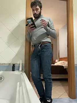 fisicato online show from December 3, 2025, 4:50 pm