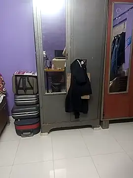 Snapshot of INDIAN_PRINCE_01 chatting on November 2, 2025, 5:51 pm INDIAN PRINCE 01 online show from November 2, 2025, 5:51 pm