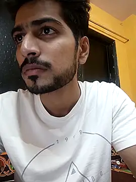 Snapshot of INDIAN_PRINCE_01 chatting on March 21, 2025, 5:23 pm INDIAN PRINCE 01 online show from March 21, 2025, 5:23 pm