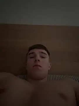 Snapshot of heyaeric chatting on December 30, 2024, 2:08 pm heyaeric online show from December 30, 2024, 2:08 pm