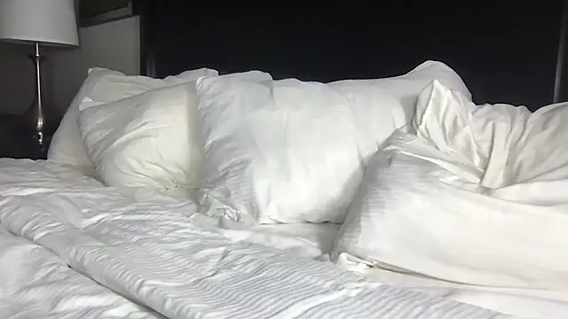 Snapshot of SeductiveMiahBrown chatting on September 26, 2025, 3:02 am SeductiveMiahBrown online show from September 26, 2025, 3:02 am