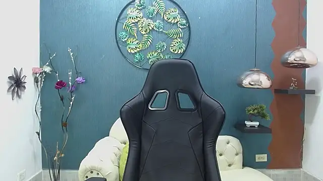 Snapshot of Melikasweetz chatting on March 21, 2025, 5:45 pm Melikasweetz online show from March 21, 2025, 5:45 pm