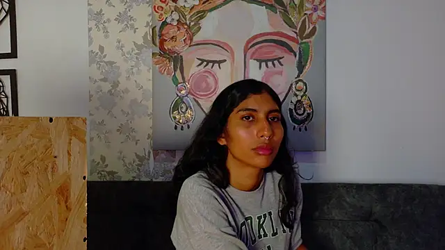 Snapshot of taty_miller chatting on November 21, 2025, 8:19 pm taty miller online show from November 21, 2025, 8:19 pm