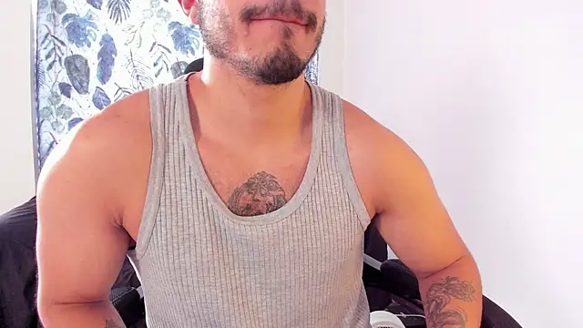 Snapshot of JayMarcos_ chatting on December 5, 2025, 11:42 am JayMarcos online show from December 5, 2025, 11:42 am