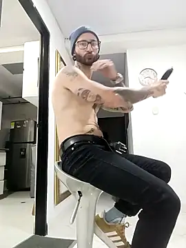 ren stipee online show from April 25, 2026, 11:24 pm