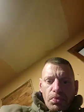 Snapshot of BigDDave6979 chatting on February 17, 2025, 2:28 pm BigDDave6979 online show from February 17, 2025, 2:28 pm